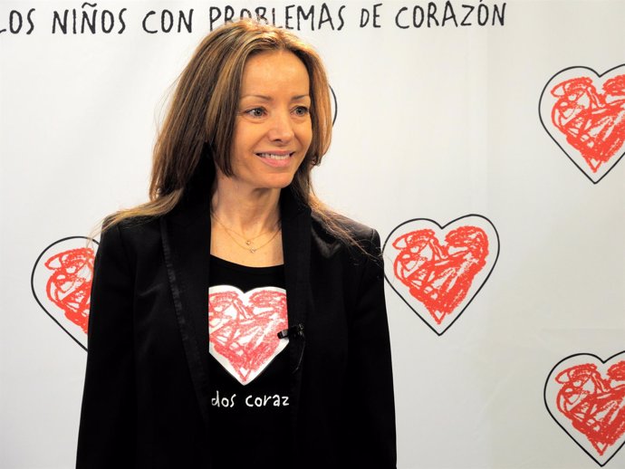 La diseñadora de joyas Miriam de Ungría, para Fundación Menudos Corazones