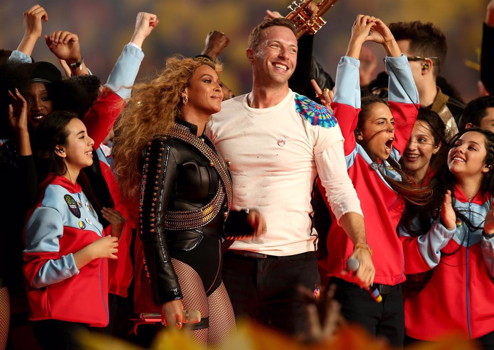Performs onstage during the Pepsi Super Bowl 50 Halftime Show at Levi's Stadium 