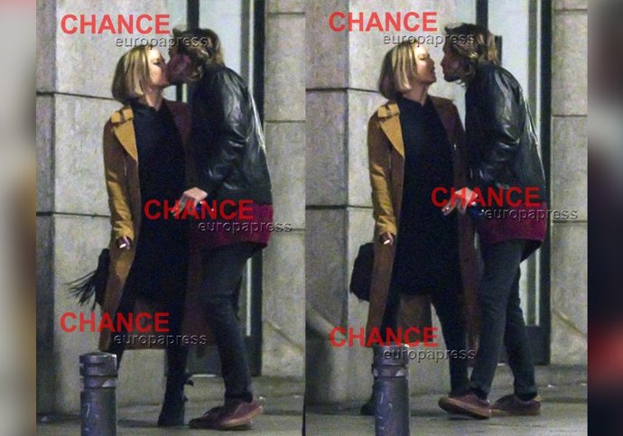 Ana Fernández y Adrián Roma... ¡Se comen a besos!