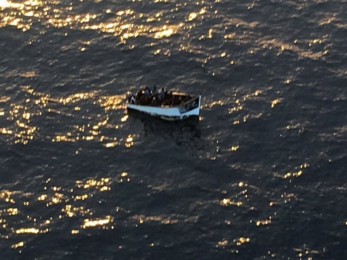 Patera localizada en Canarias