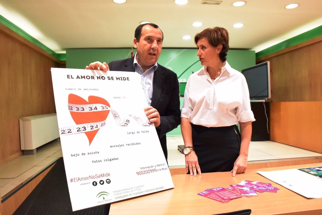 Ruiz Espejo y Rosa del Mar Rodríguez hacen balance del IAM 2015