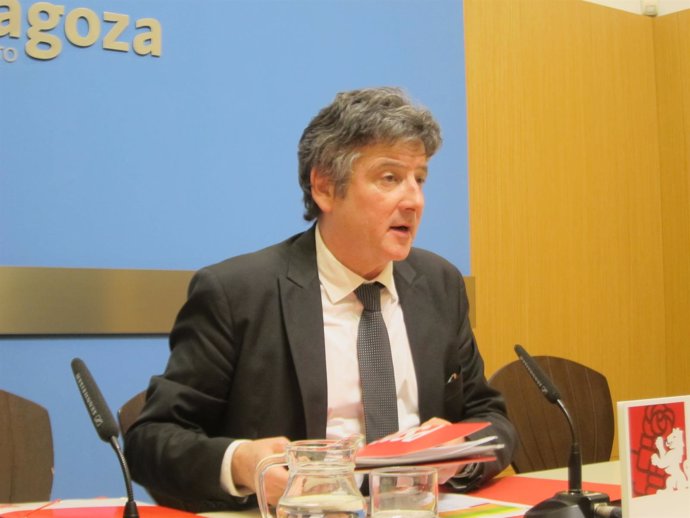 Javier Trívez, concejal del PSOE en el Ayuntamiento de Zaragoza
