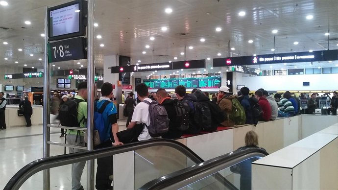Pasajeros en la estación de sants