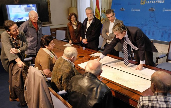 Presentación del proyecto a los vecinos