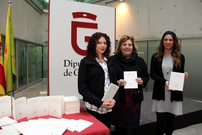 Presentación de poemario de Nieves Chillón, premio Villa de Peligros