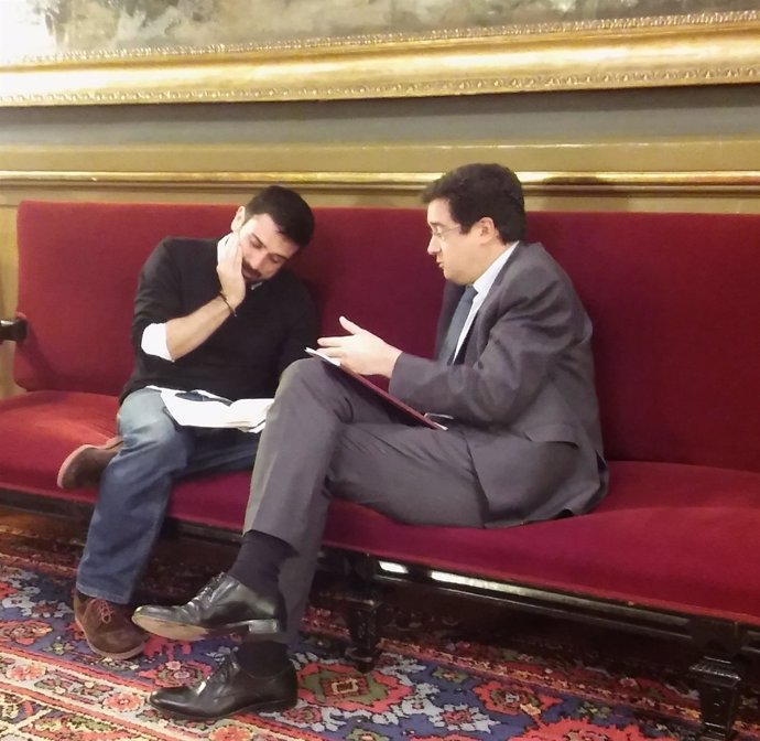 Óscar López y Ramón Espinar en el Senado
