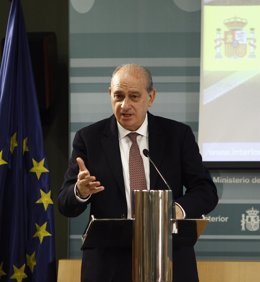 Jorge Fernández Díaz en el balance de Tráfico
