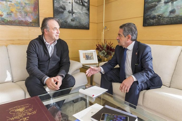 Reunión con Revilla