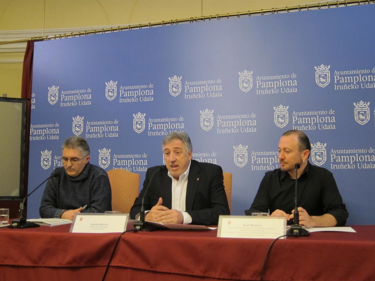 Presentación de 13 foros de barrio en Pamplona.