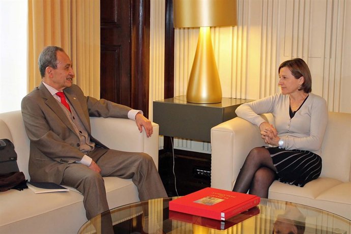 Carme Forcadell y Francisco Mena