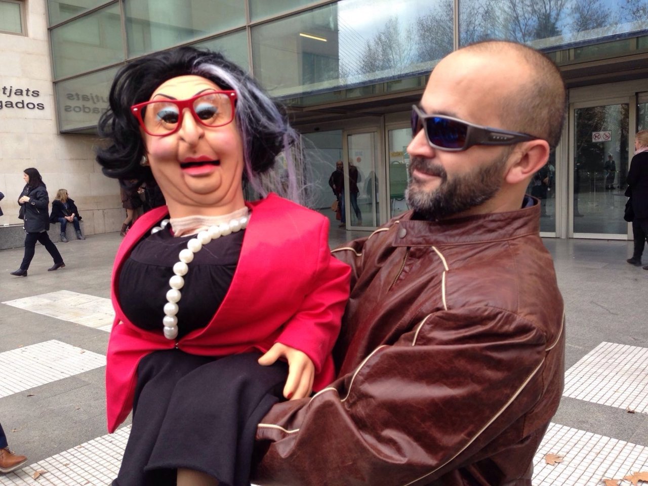 El ventrílocuo con el muñeco de Rita Barberá