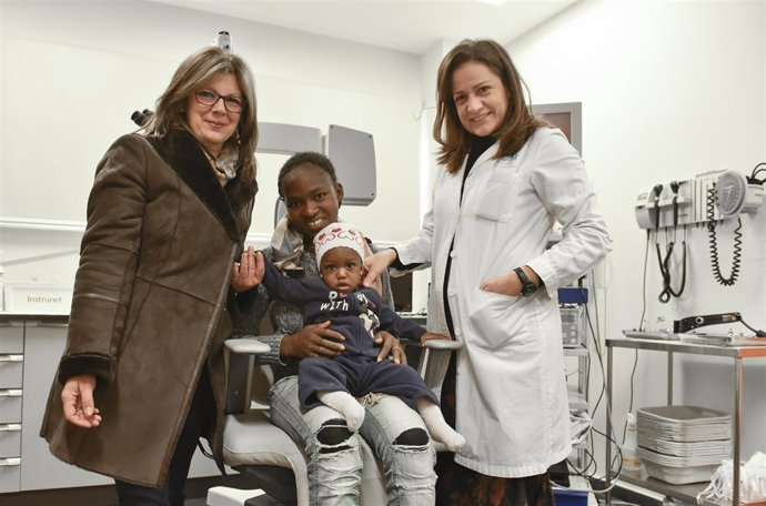 NP Hospital Universitario De Torrejón Opera A Una Niña De 10 Meses Procedente De