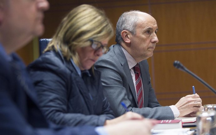 El portavoz del Gobierno vasco, Josu Erkoreka en el parlamento