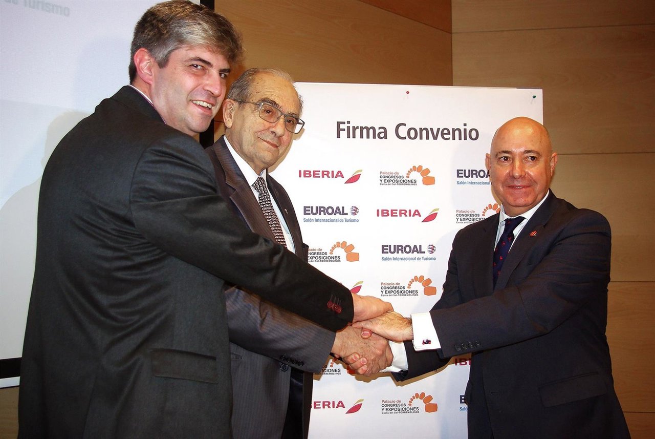 Firma convenio Iberia y Palacio de Congresos de Torremolinos (Málaga)