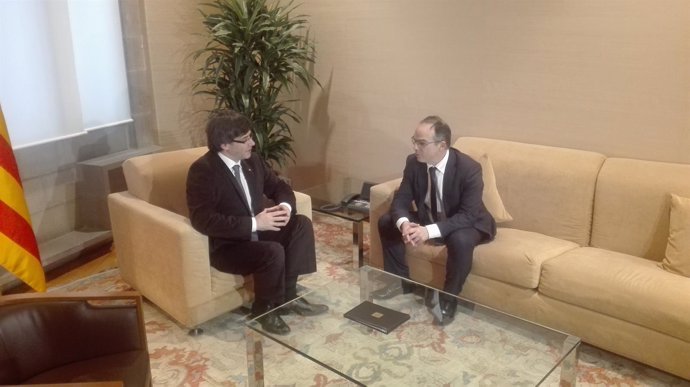 El president Carles Puigdemont reunido con Jordi Turull (JxSí)