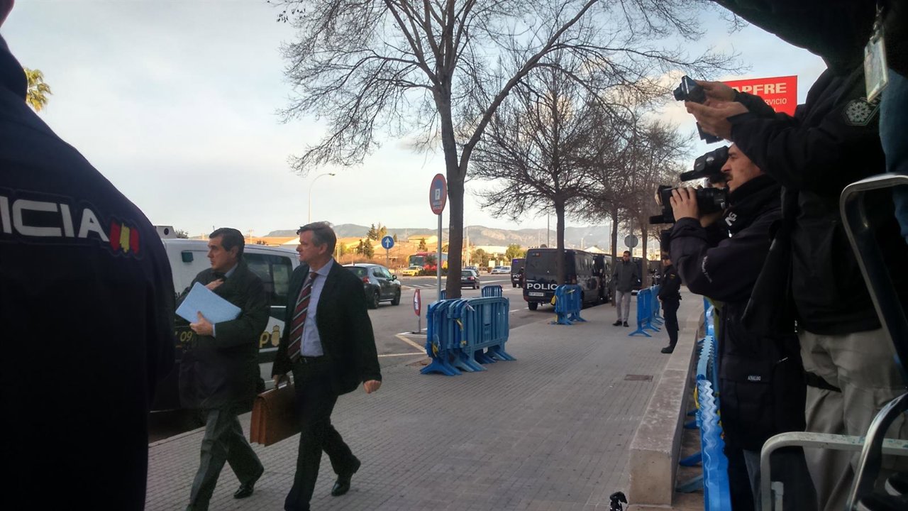 Llegada de Jaume Matas a la Audiencia de Baleares