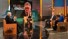 Imagen de la entrevista a Felipe González en '¿Y tú qué opinas?' de Canal Sur TV