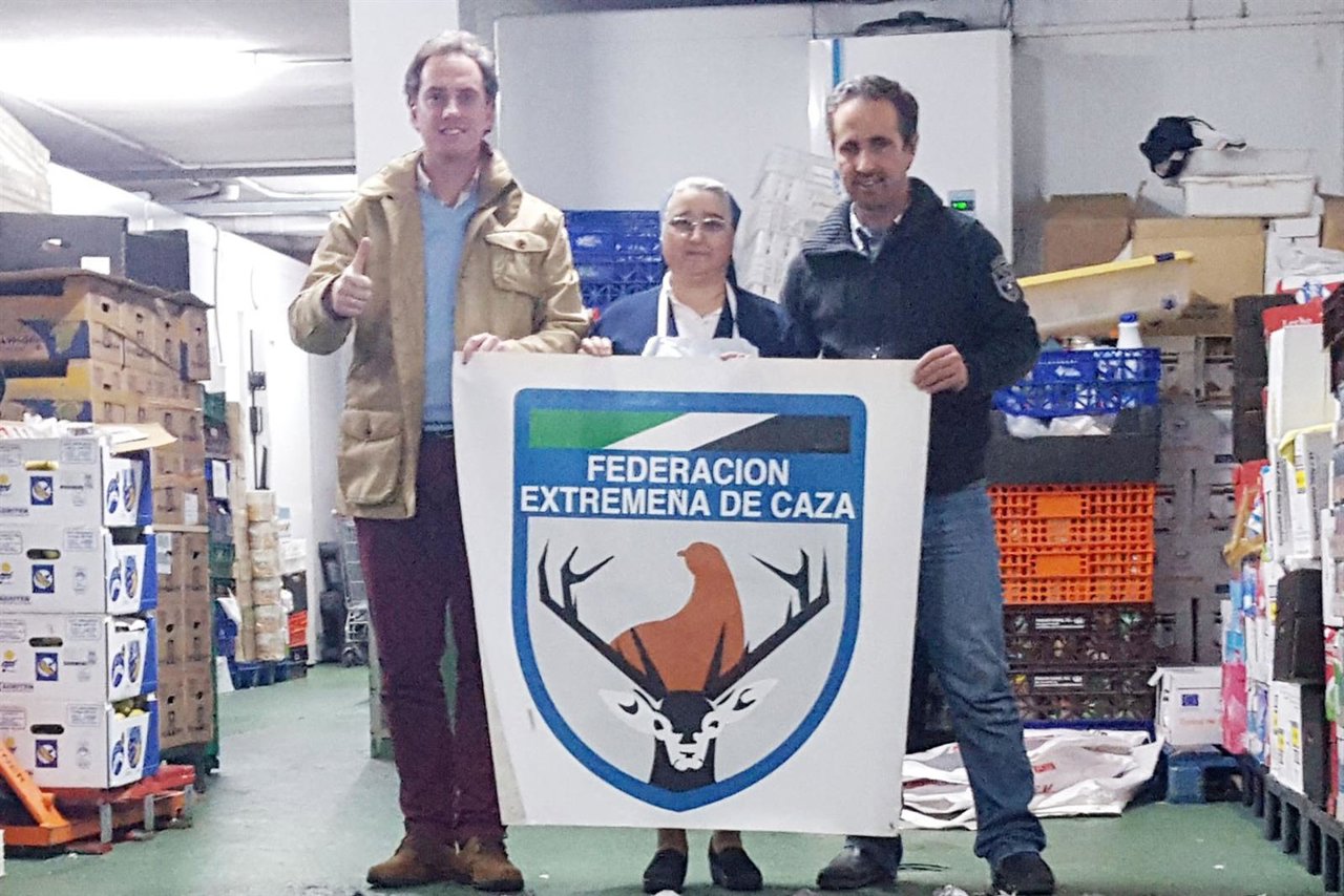 Donación de alimentos de Fedexcaza