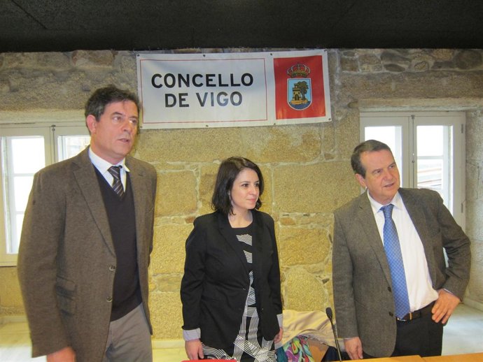 PSOE Adriana Lastra y Besteiro en Vigo