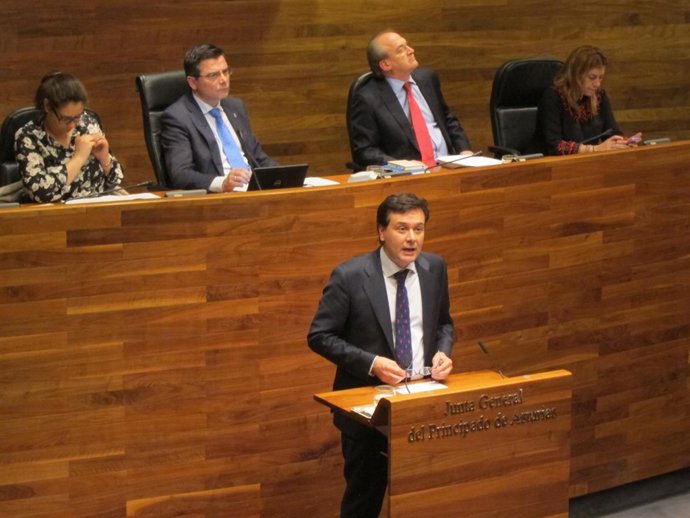 Consejero de Industria, Francisco Blanco. 