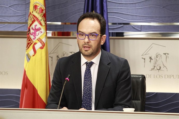  Antonio Hernando Tras La Primera Reunión De La Junta De Portavoces