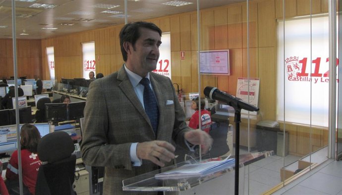 El consejero de Fomento y Medio Ambiente, Juan Carlos Suárez-Quiñones