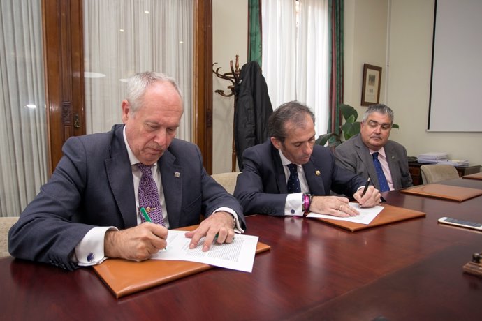 Francisco BErnal y Francisco Javier Lara, decanos de procuradores y abogados