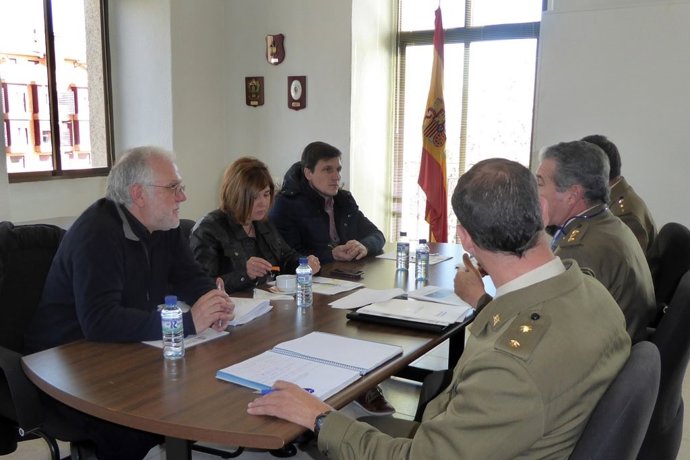 Reunión de Diputación de Cáceres con Ministerio de Defensa