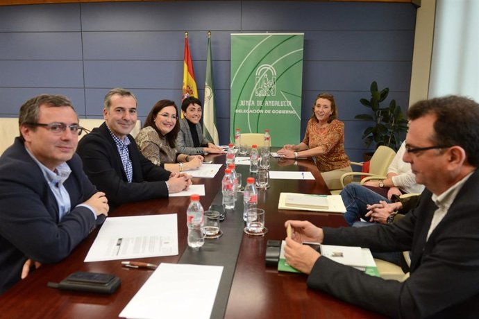Reunión Junta-Ayuntamiento por Santa Adela