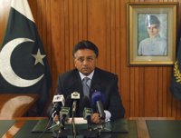Musharraf es brevemente hospitalizado a causa de un cuadro de hipertensión