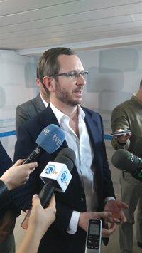 Maroto (PP) pide una "purga" contra la corrupción "se lleve a quien se lleve por delante"