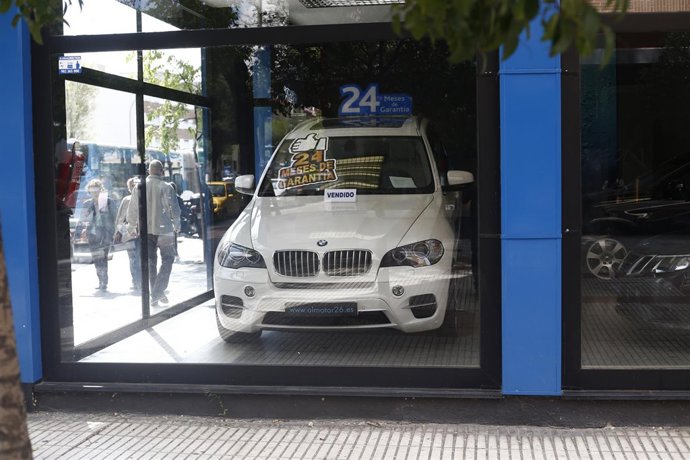 Concesionario, Concesionarios, Coche, Coches, Vehículo, Automóvil, BMW
