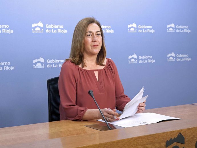 La portavoz del Gobierno, Begoña Martínez, informa del Consejo de Gobierno
