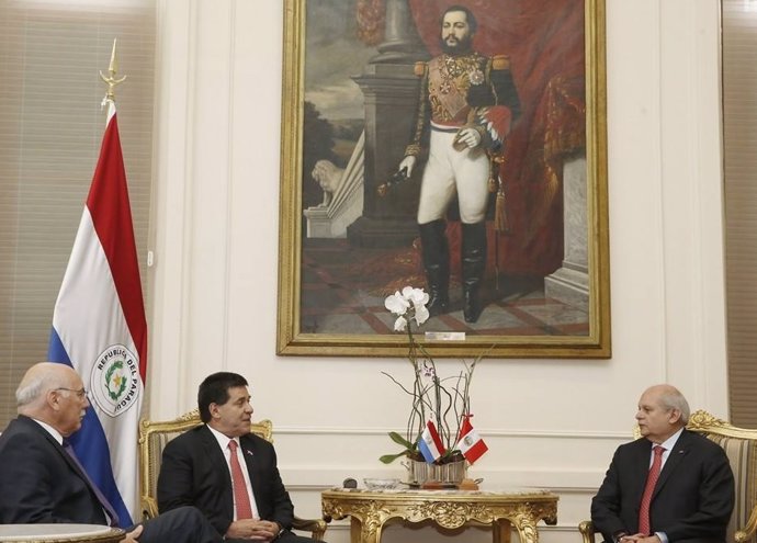 Encuentro entre Paraguay y Perú para mejorar sus relaciones comerciales y supera
