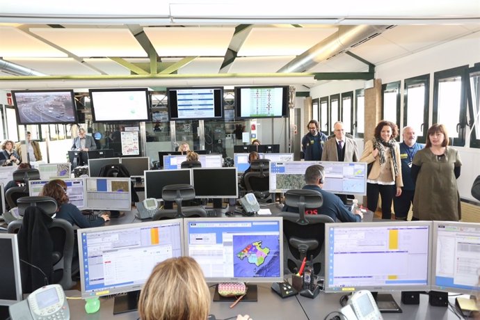 Armengol visita centro emergencias 112