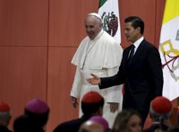 El Papa arremete en su primer discurso en México contra políticos que buscan el privilegio