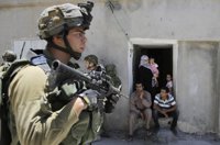 El Ejército israelí hiere a una niña palestina tras un supuesto intento de apuñalamiento