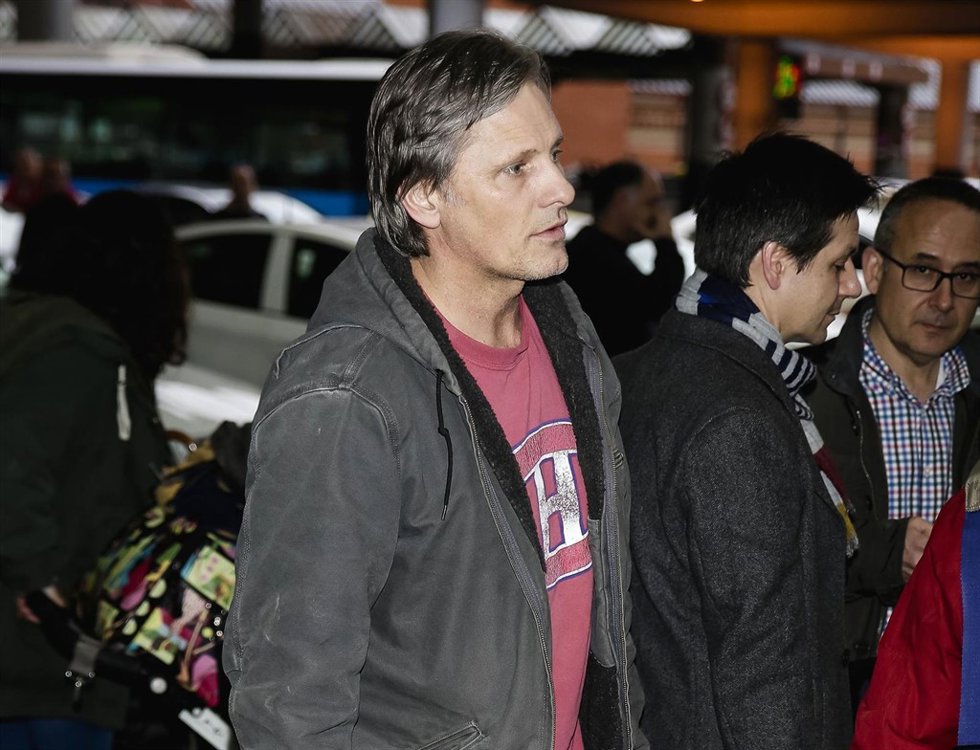 12 Feb. 2016. Estación Puerta De Atocha. Madrid. Vigo Mortensen A La Espera De U