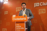 C's cree que Mariano Rajoy "deberá tomar alguna decisión" tras dimitir Esperanza Aguirre