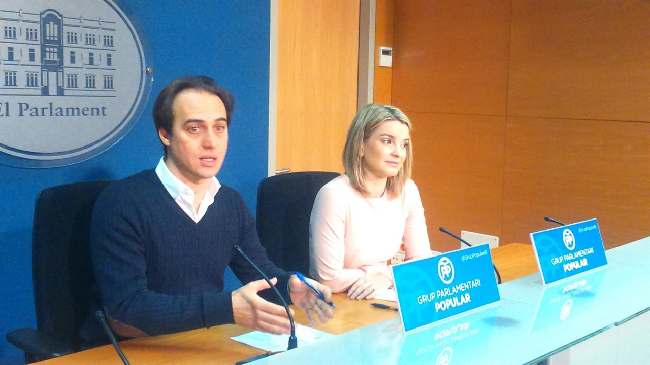 Gijón y Prohens en rueda de prensa