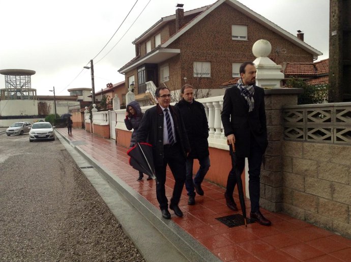 Visita al nuevo vial de Campuzano