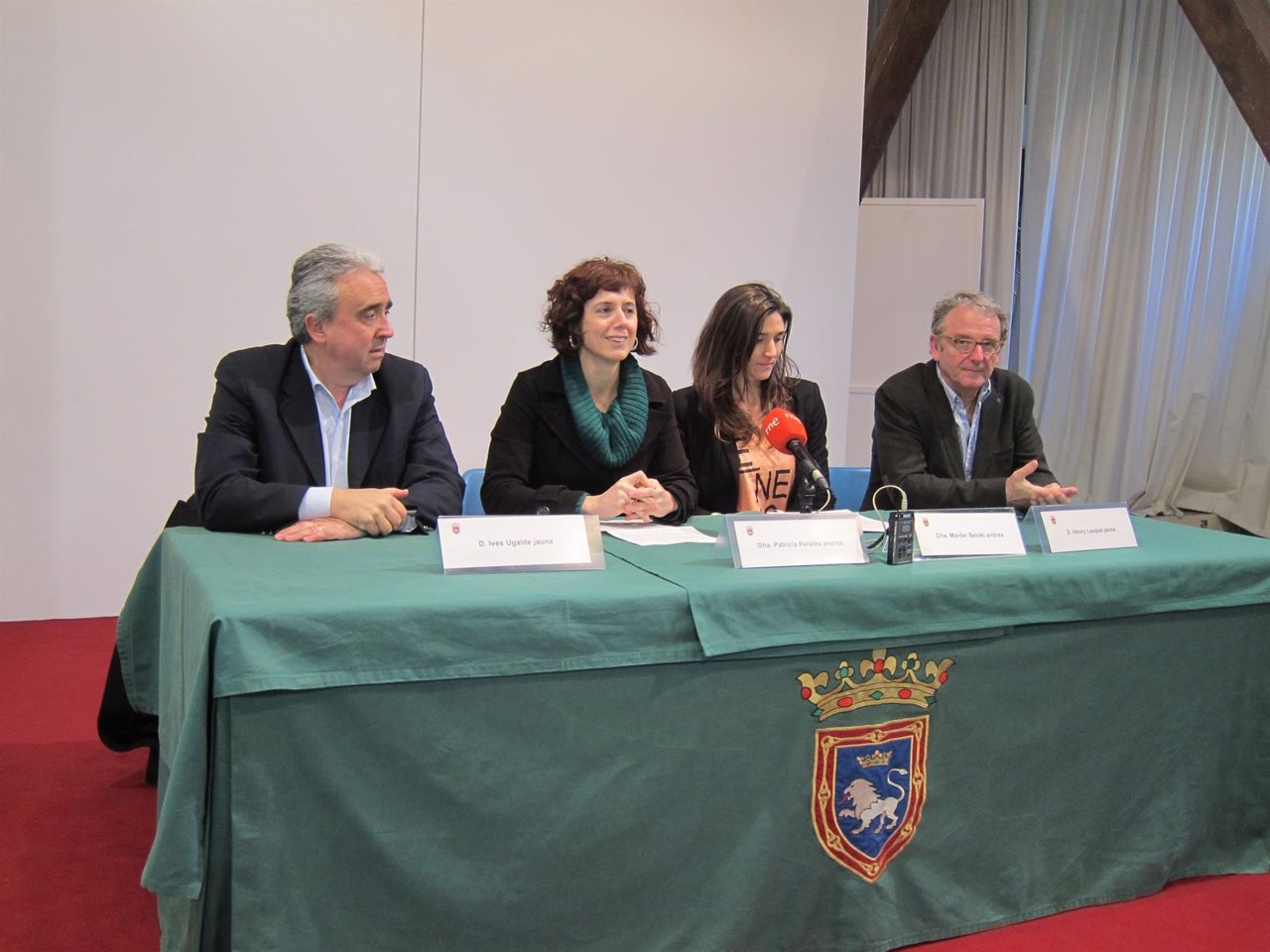 Yves Ugalde, Patricia Perales, Maitena Muruzábal y Henri Lauqué.