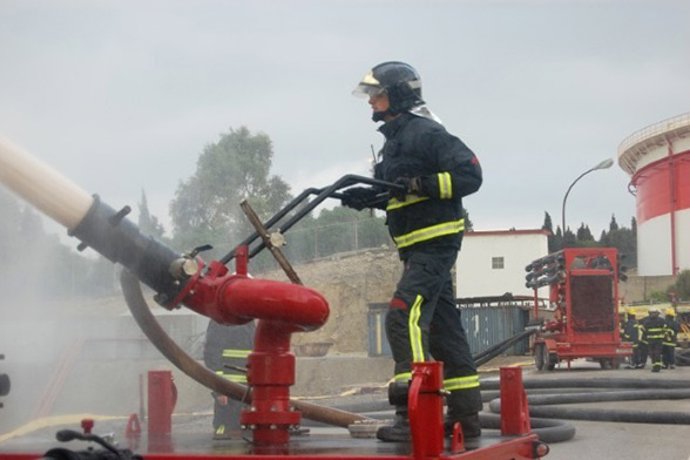 Cepsa realiza 75 simulacros en las instalaciones de San Roque en 2015