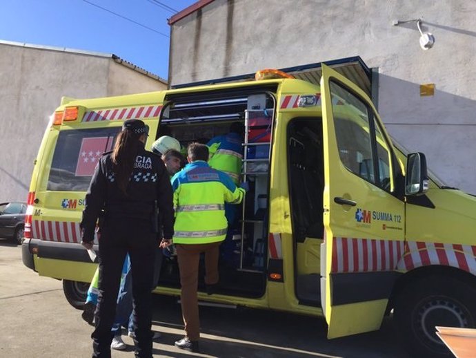 Atención del SUMMA al herido por accidente laboral