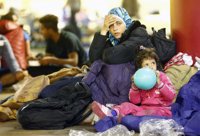 Austria dice que el flujo de refugiados se va a ralentizar "paso a paso"