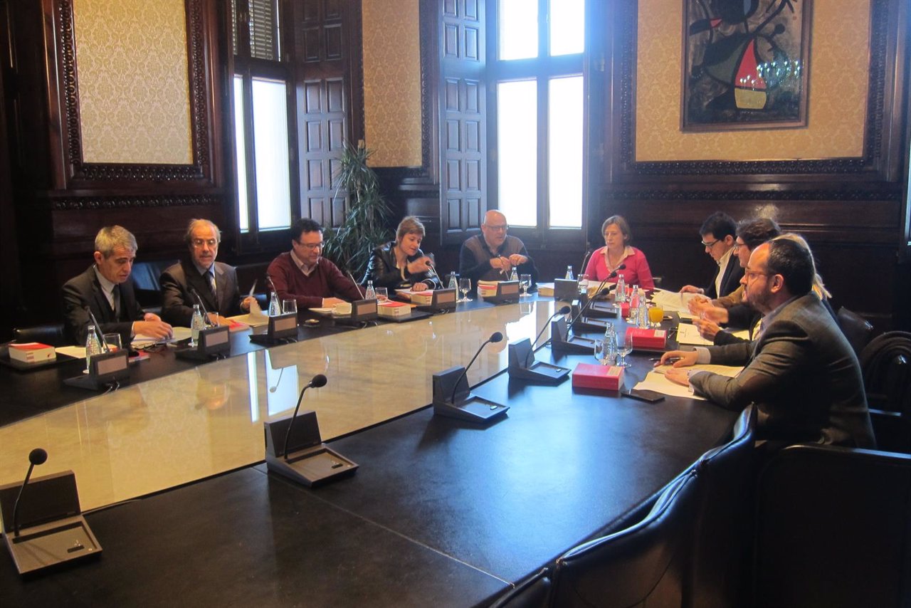Reunión de la Mesa del Parlament de Catalunya 