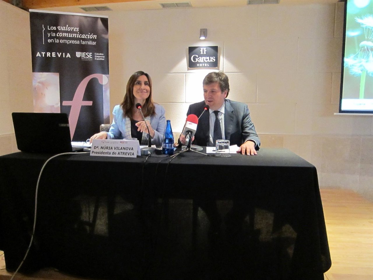 Presentación informe Los valores y la comunicación en la empresa familiar