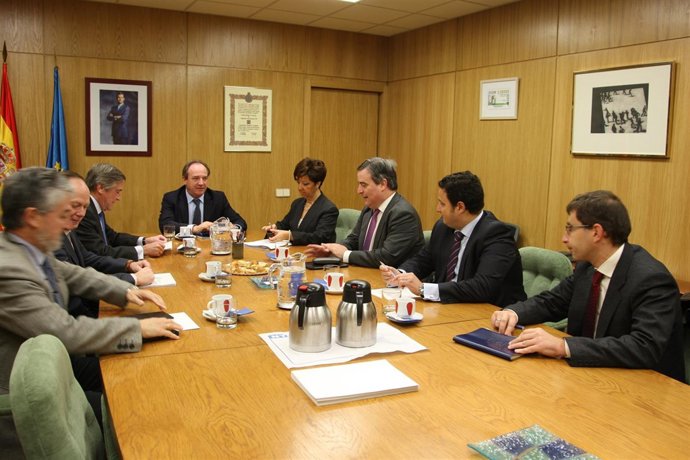 Reunión entre Sanidad y el CSD