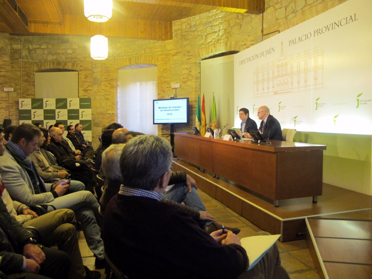 Encuentro con empresarios de Oleotur