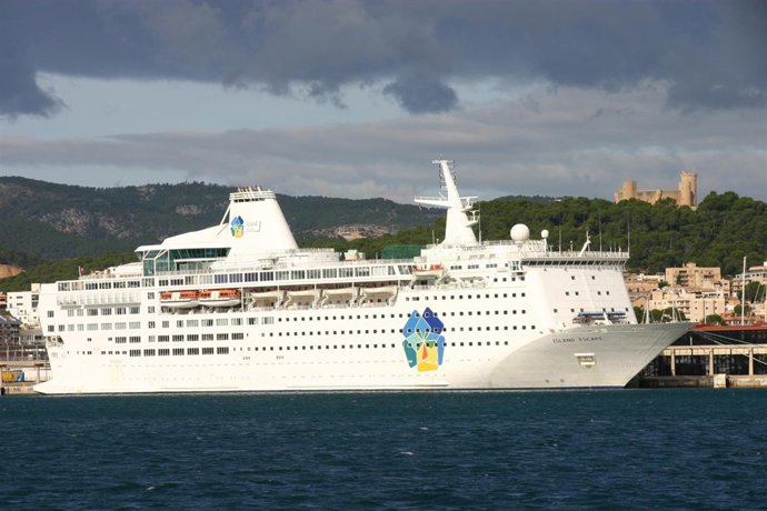 El crucero Island Escape en Palma